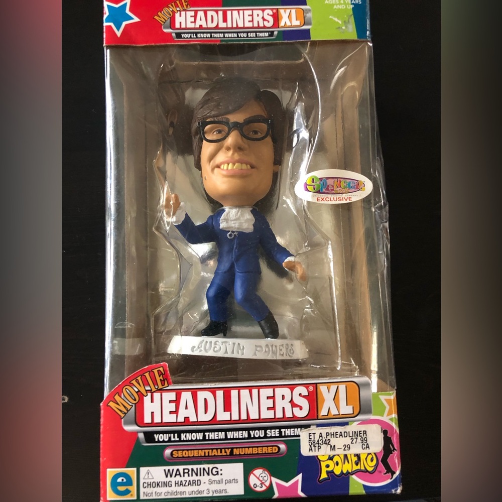 AUSTIN POWERS 🤩”GROOVY BABY”